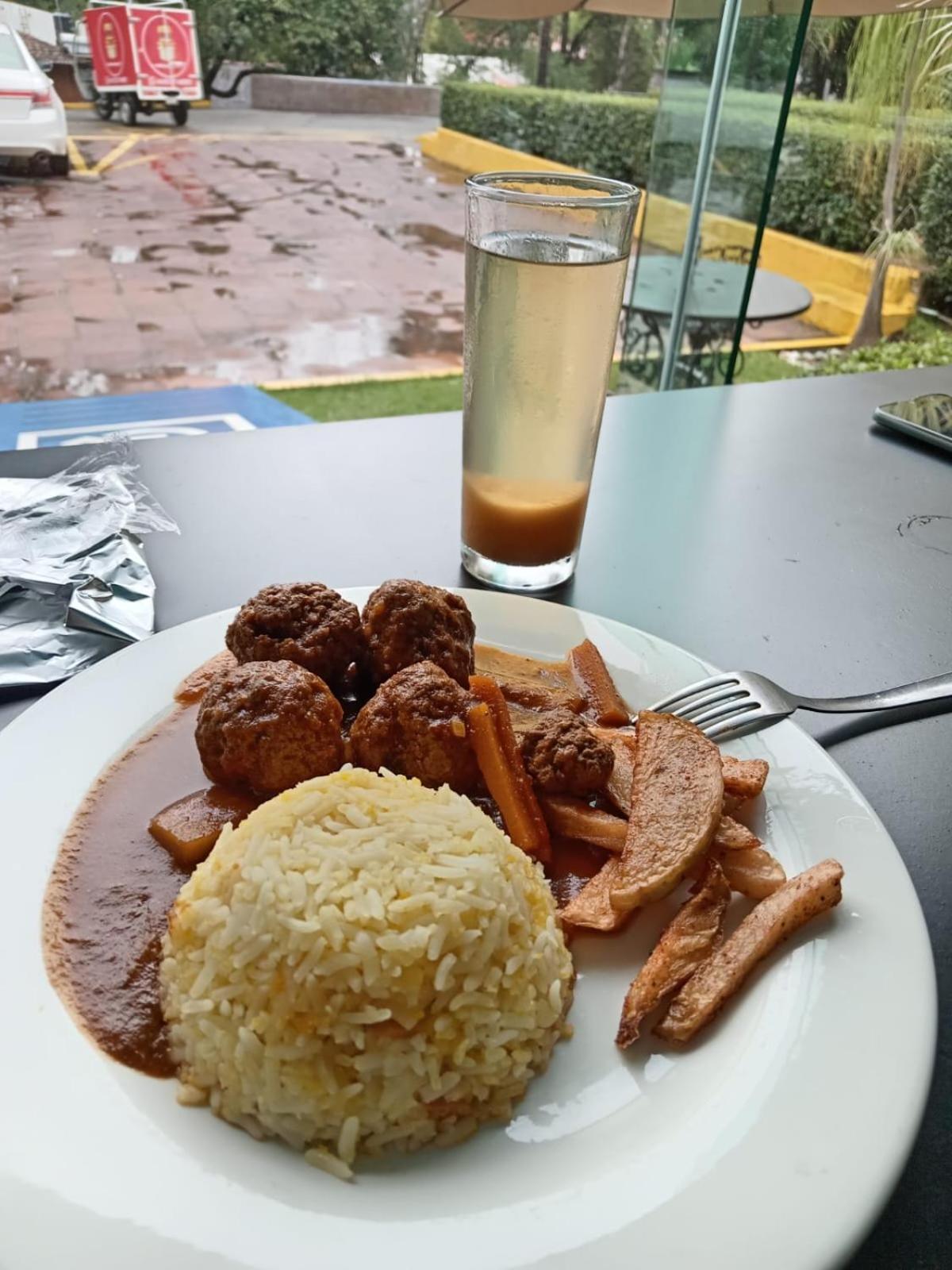 Hotel Punta Galeria